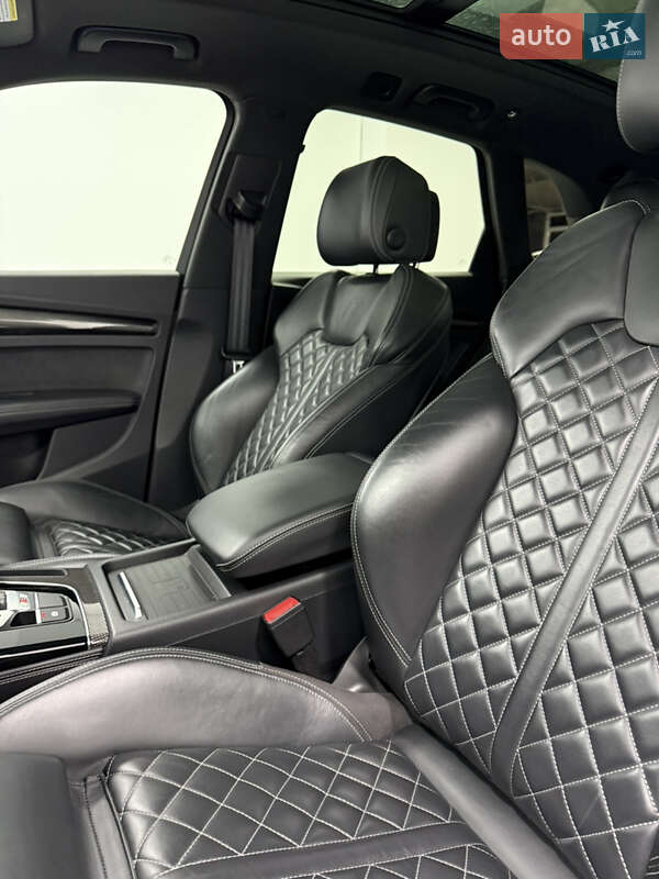Внедорожник / Кроссовер Audi SQ5 2021 в Одессе