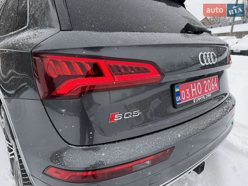 Внедорожник / Кроссовер Audi SQ5 2018 в Луцке