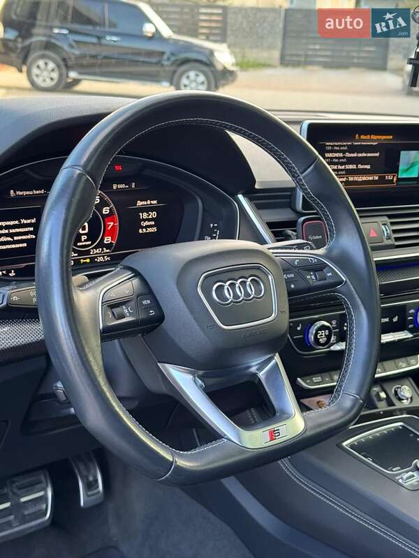 Внедорожник / Кроссовер Audi SQ5 2018 в Городенке