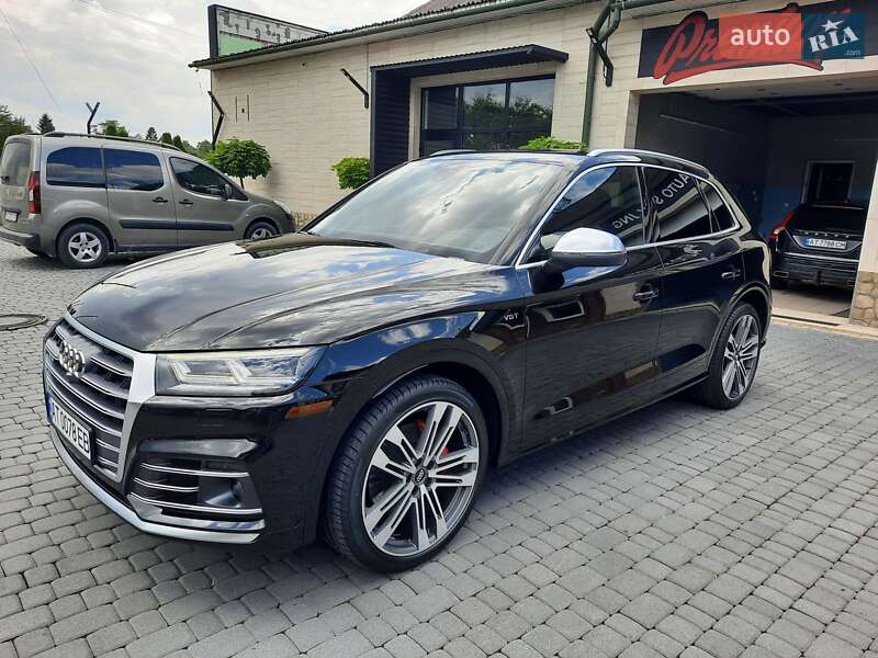 Внедорожник / Кроссовер Audi SQ5 2018 в Городенке