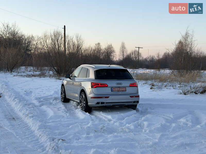 Внедорожник / Кроссовер Audi SQ5 2018 в Долине