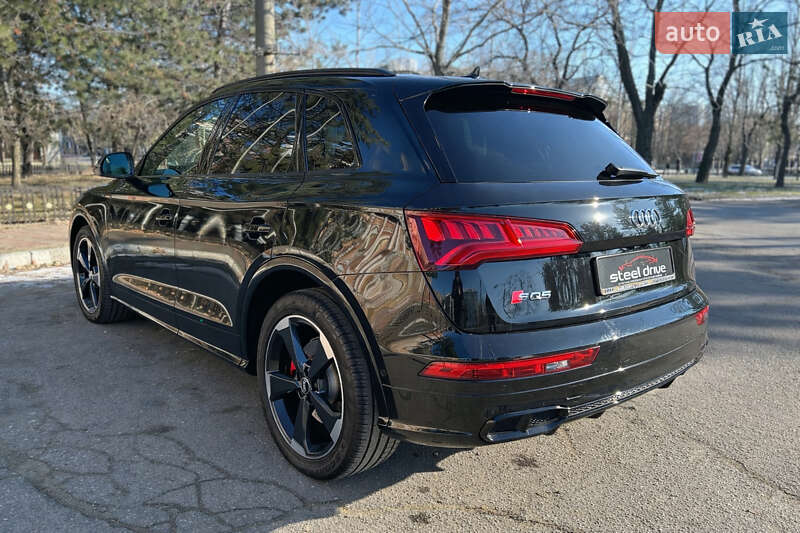 Внедорожник / Кроссовер Audi SQ5 2019 в Николаеве