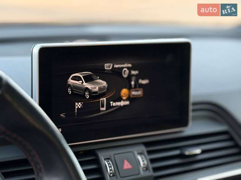 Внедорожник / Кроссовер Audi SQ5 2018 в Кривом Роге