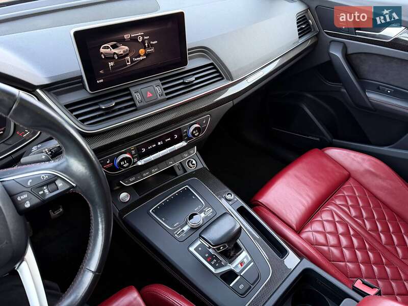 Внедорожник / Кроссовер Audi SQ5 2018 в Кривом Роге