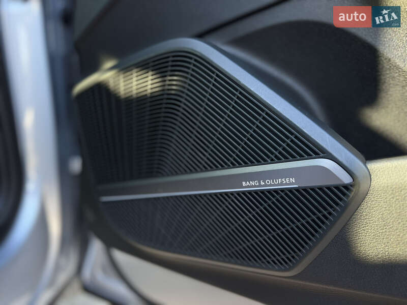 Внедорожник / Кроссовер Audi SQ5 2018 в Львове фото 26 Внедорожник / Кроссовер Audi SQ5 2018 в Львове