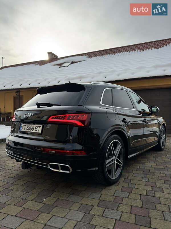 Внедорожник / Кроссовер Audi SQ5 2017 в Долине