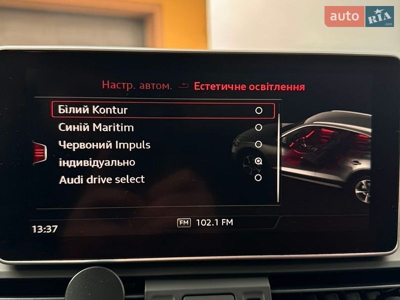 Внедорожник / Кроссовер Audi SQ5 2017 в Долине