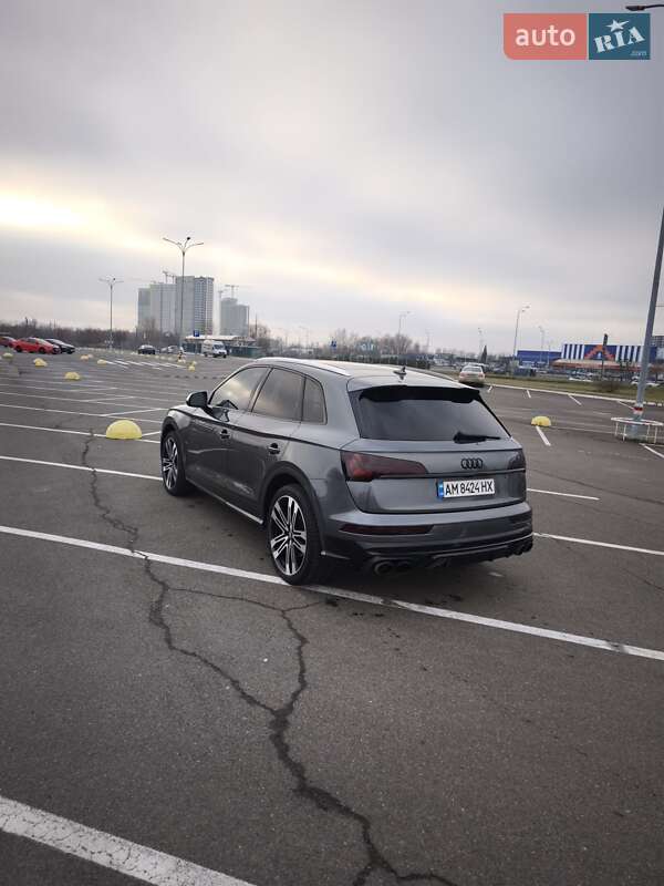 Внедорожник / Кроссовер Audi SQ5 2018 в Киеве