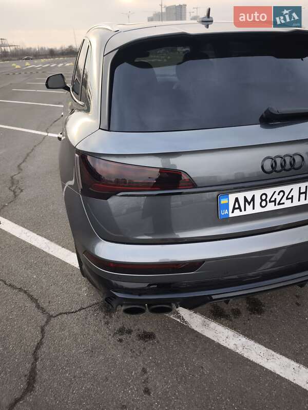 Внедорожник / Кроссовер Audi SQ5 2018 в Киеве