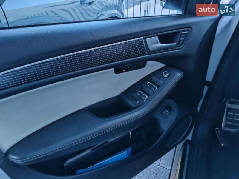 Позашляховик / Кросовер Audi SQ5 2014 в Бродах