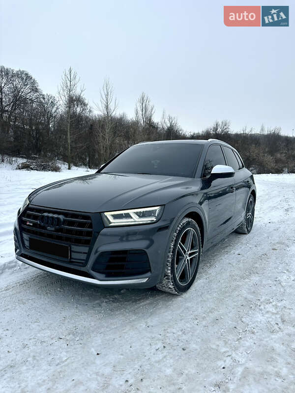Позашляховик / Кросовер Audi SQ5 2018 в Дніпрі