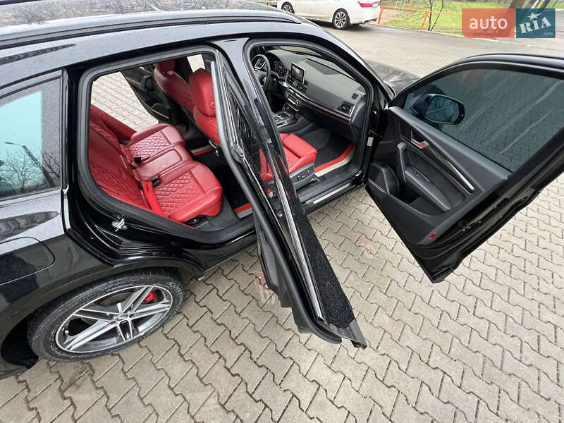 Позашляховик / Кросовер Audi SQ5 2020 в Одесі