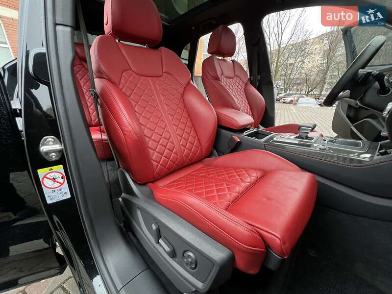 Позашляховик / Кросовер Audi SQ5 2020 в Одесі