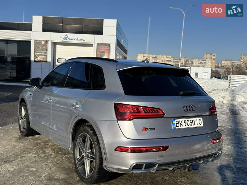 Позашляховик / Кросовер Audi SQ5 2018 в Львові
