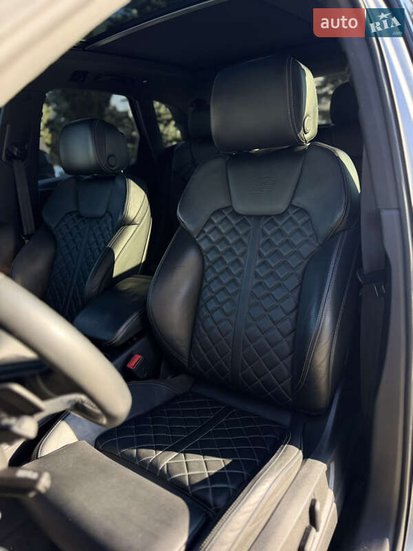 Позашляховик / Кросовер Audi SQ5 2018 в Львові