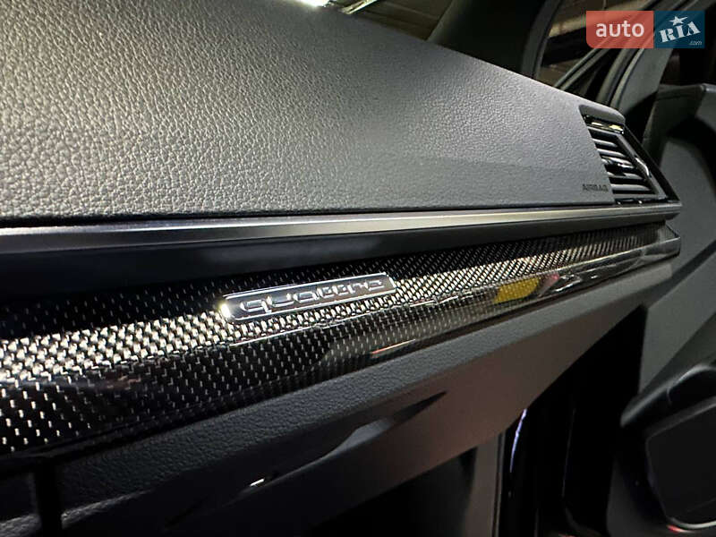 Позашляховик / Кросовер Audi SQ5 2022 в Дніпрі