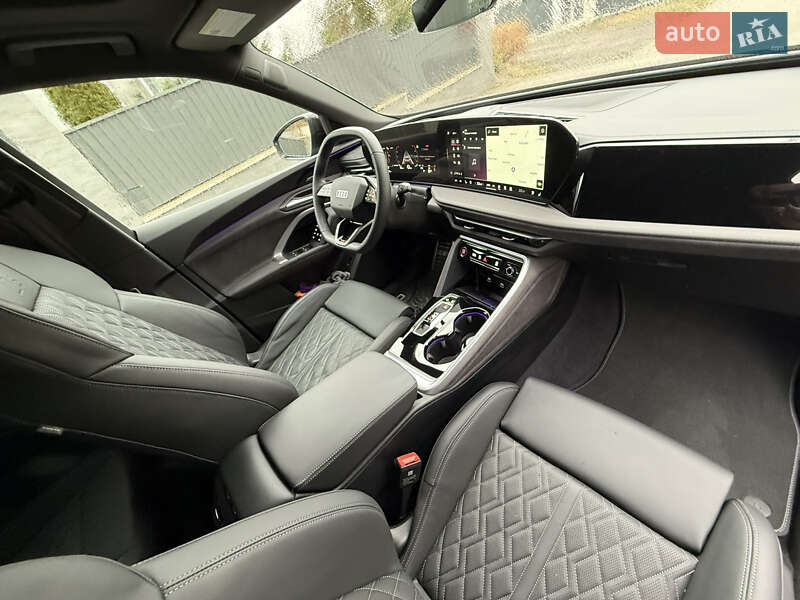 Позашляховик / Кросовер Audi SQ5 2025 в Ужгороді