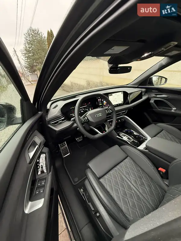 Audi SQ5 2025 VIN WA125AGU2S2012323 фото оголошення 42 з 115