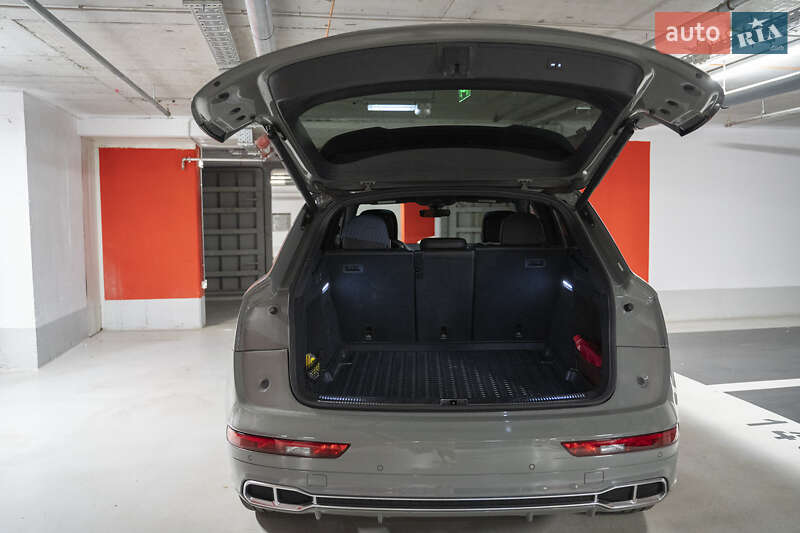 Позашляховик / Кросовер Audi SQ5 2019 в Полтаві фото 22 Позашляховик / Кросовер Audi SQ5 2019 в Полтаві