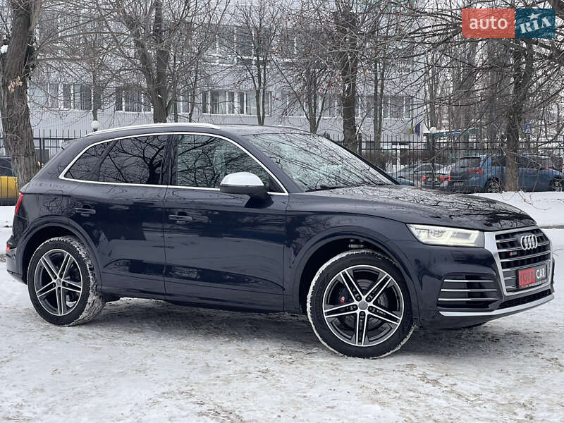 Внедорожник / Кроссовер Audi SQ5 2019 в Киеве фото 4 Внедорожник / Кроссовер Audi SQ5 2019 в Киеве