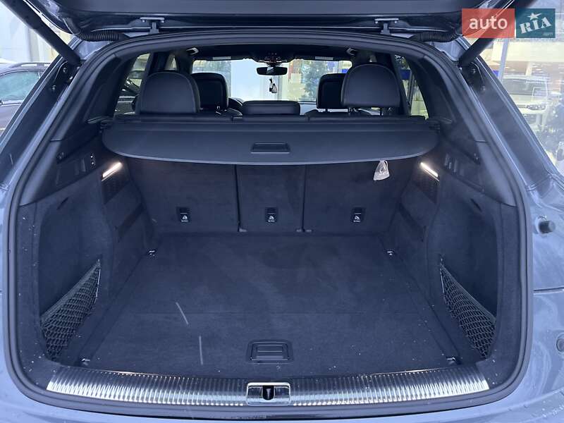 Позашляховик / Кросовер Audi SQ5 2018 в Житомирі фото 39 Позашляховик / Кросовер Audi SQ5 2018 в Житомирі