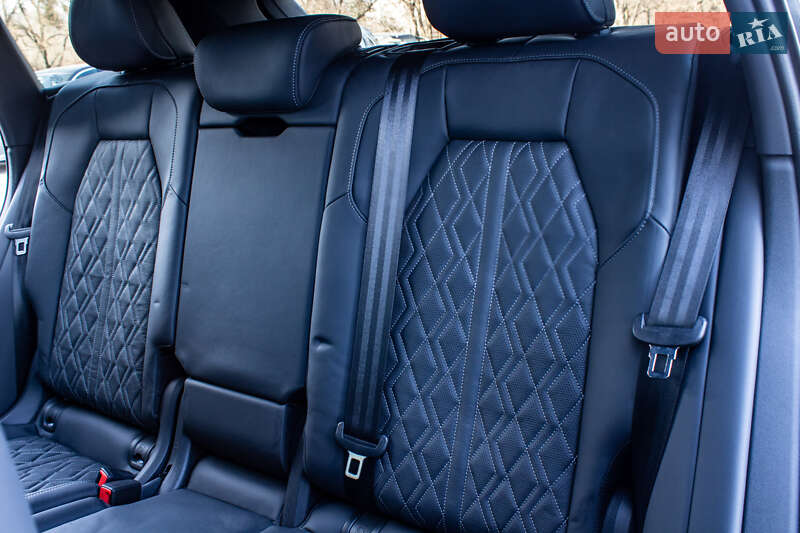 Внедорожник / Кроссовер Audi SQ5 2025 в Львове