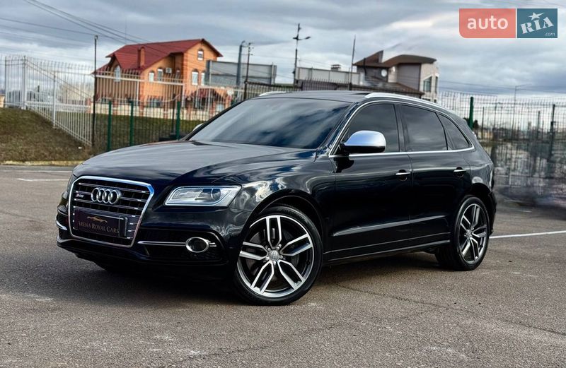 Внедорожник / Кроссовер Audi SQ5 2015 в Киеве