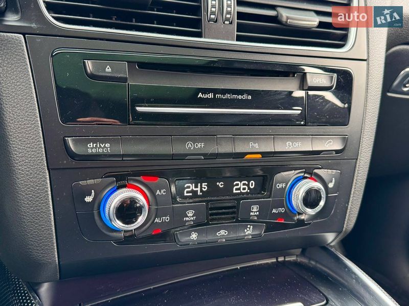 Внедорожник / Кроссовер Audi SQ5 2015 в Киеве