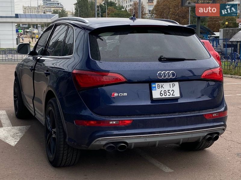 Внедорожник / Кроссовер Audi SQ5 2013 в Киеве