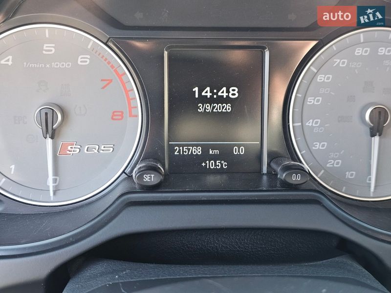 Внедорожник / Кроссовер Audi SQ5 2014 в Каменском