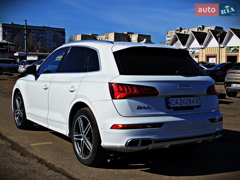 Внедорожник / Кроссовер Audi SQ5 2018 в Черкассах