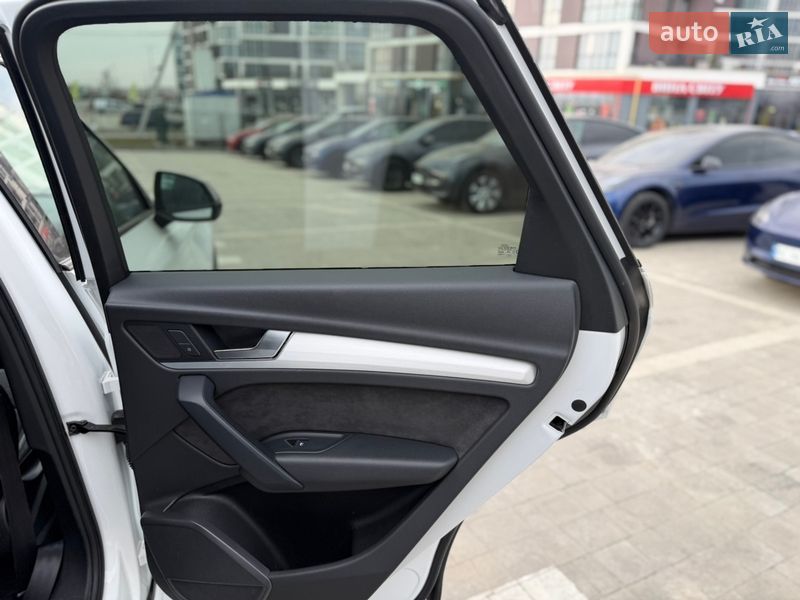 Внедорожник / Кроссовер Audi SQ5 2019 в Львове