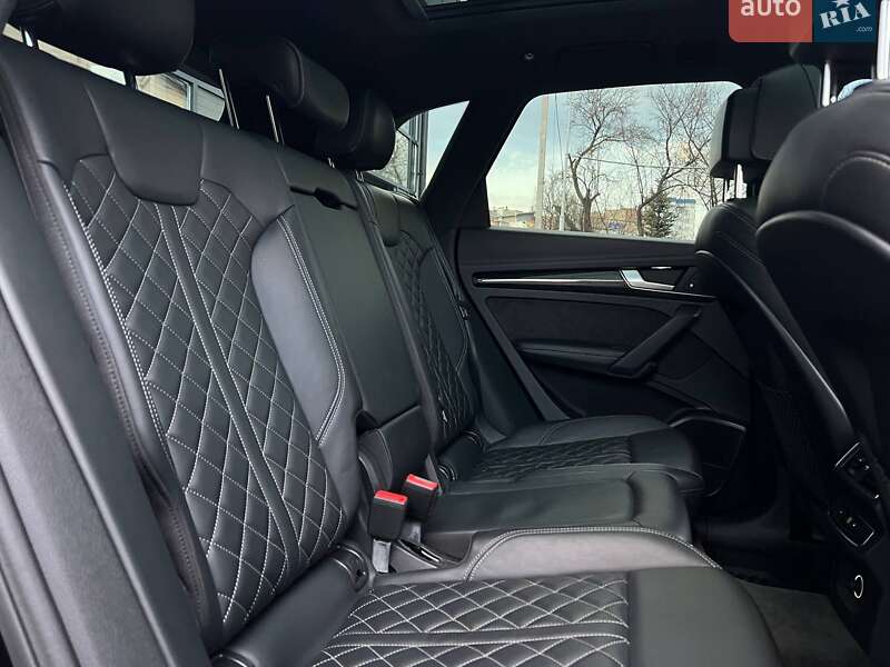 Позашляховик / Кросовер Audi SQ5 2018 в Івано-Франківську