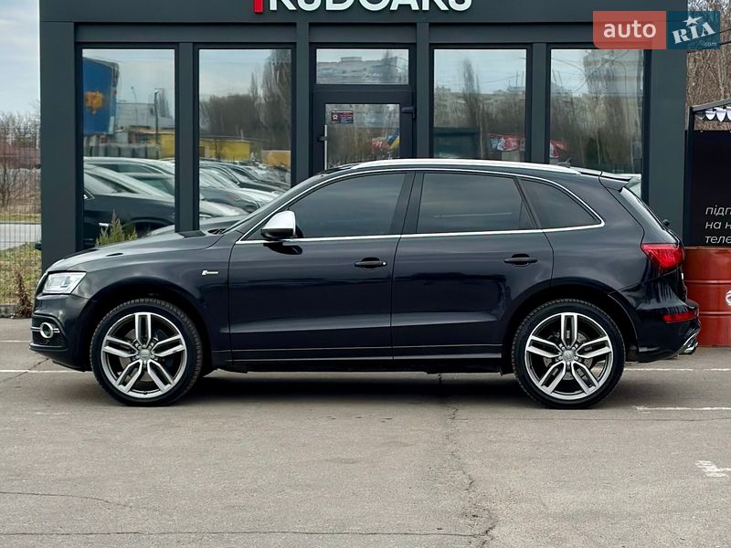 Внедорожник / Кроссовер Audi SQ5 2014 в Кременчуге