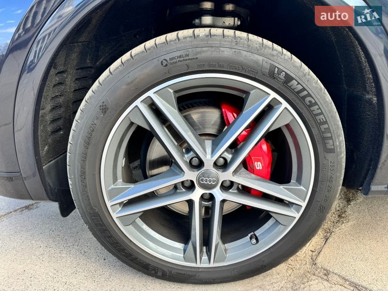 Внедорожник / Кроссовер Audi SQ5 2017 в Киеве фото 13 Внедорожник / Кроссовер Audi SQ5 2017 в Киеве