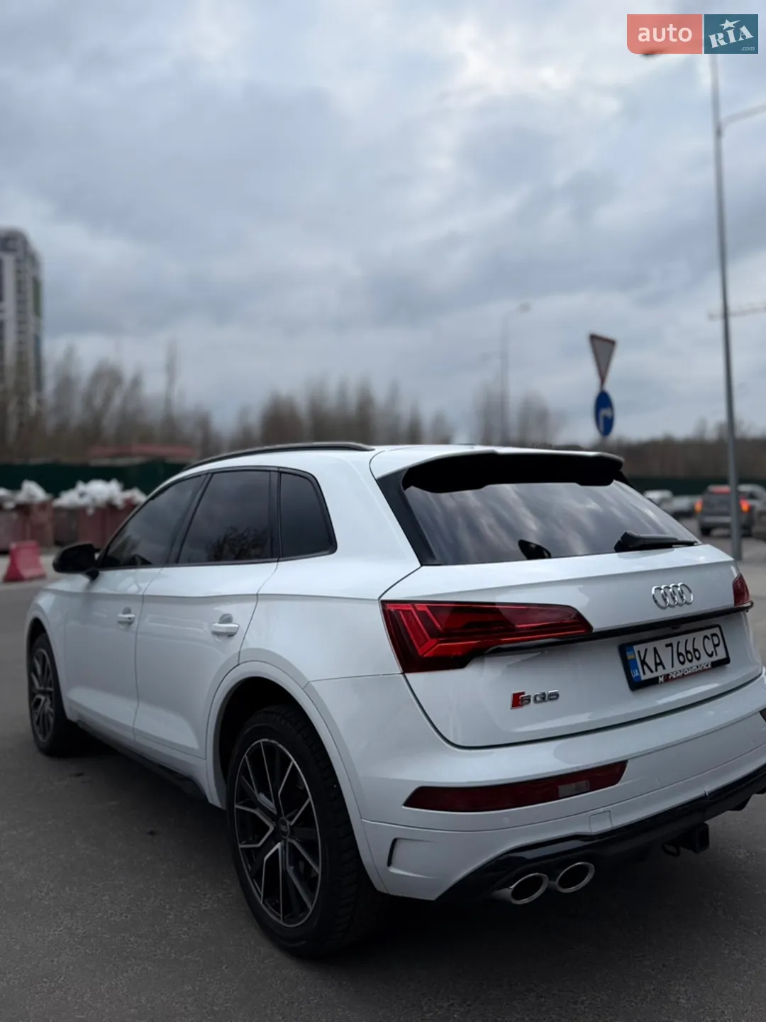 2020 Audi SQ5 - мініатюра 5