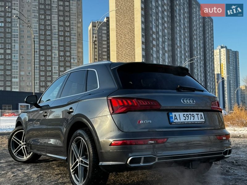 Внедорожник / Кроссовер Audi SQ5 2017 в Киеве