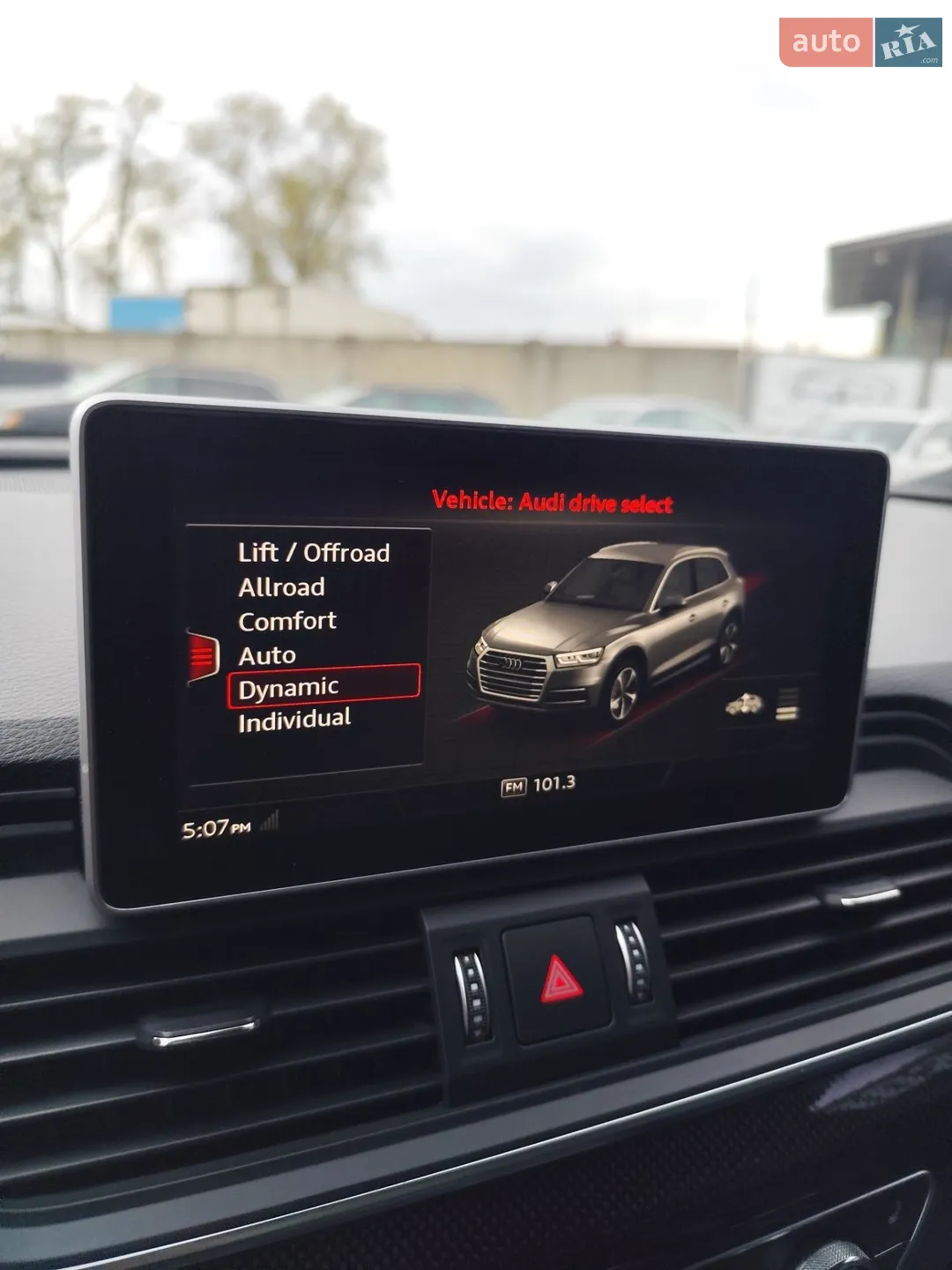 2019 Audi SQ5 - мініатюра 22