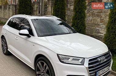 Внедорожник / Кроссовер Audi SQ5 2017 в Хмельницком