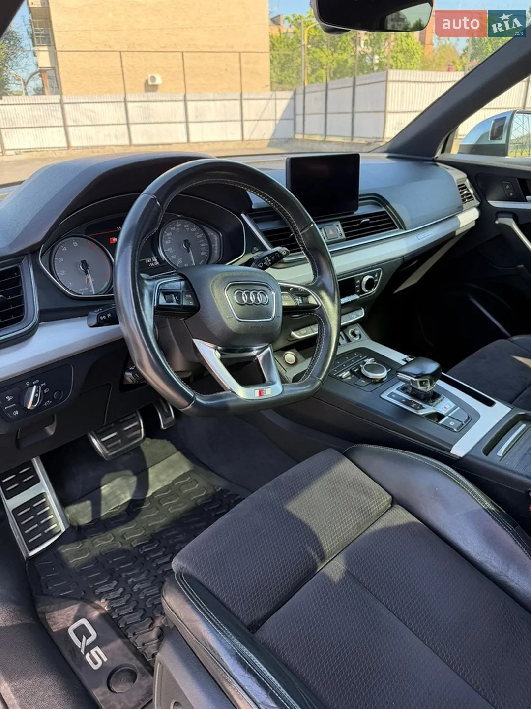 2019 Audi SQ5 - мініатюра 11