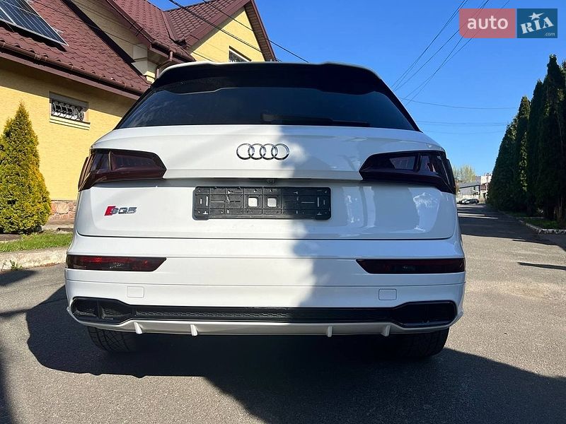 Внедорожник / Кроссовер Audi SQ5 2019 в Киеве