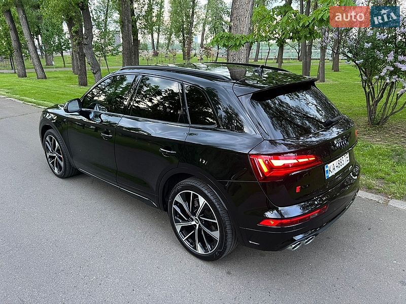 Позашляховик / Кросовер Audi SQ5 2020 в Києві