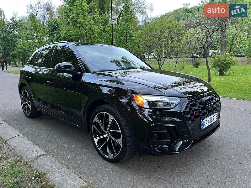 Позашляховик / Кросовер Audi SQ5 2020 в Києві