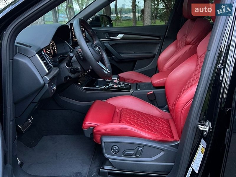 Позашляховик / Кросовер Audi SQ5 2020 в Києві