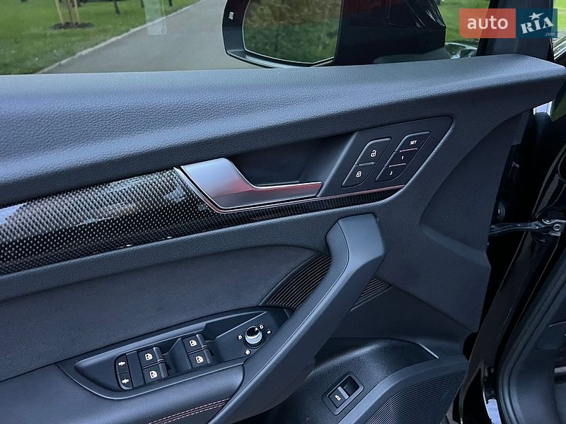 Позашляховик / Кросовер Audi SQ5 2020 в Києві