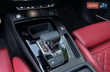 Позашляховик / Кросовер Audi SQ5 2020 в Києві