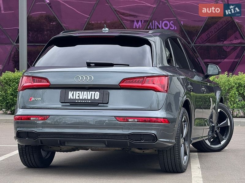 Внедорожник / Кроссовер Audi SQ5 2019 в Киеве