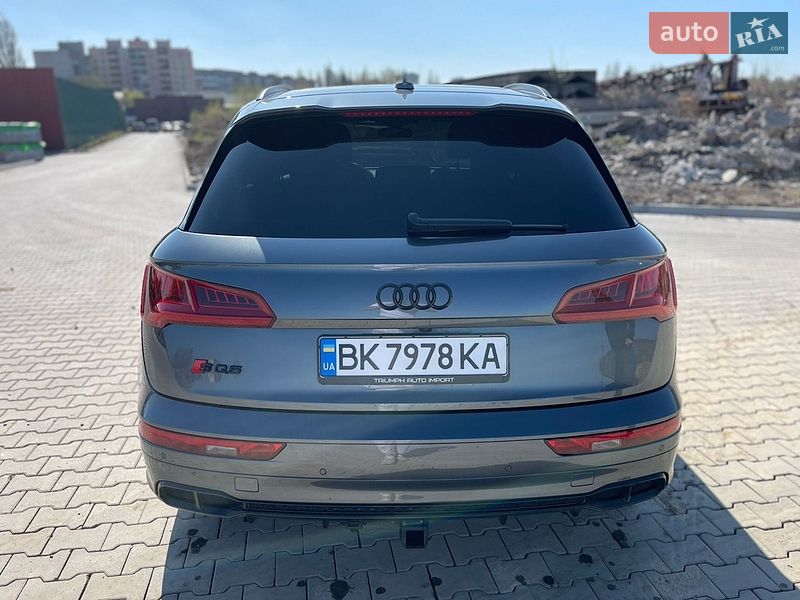 Внедорожник / Кроссовер Audi SQ5 2019 в Ровно
