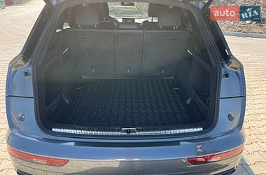 Внедорожник / Кроссовер Audi SQ5 2019 в Ровно