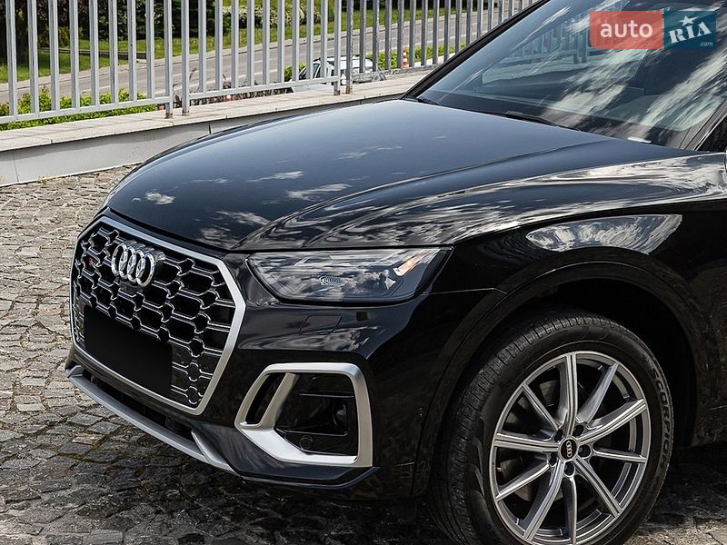 Позашляховик / Кросовер Audi SQ5 2021 в Дніпрі